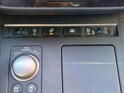 Used 2013 Lexus ES 300h image 14