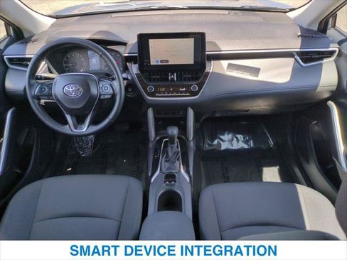 Used 2024 Toyota Corolla Cross LE FWD image 21
