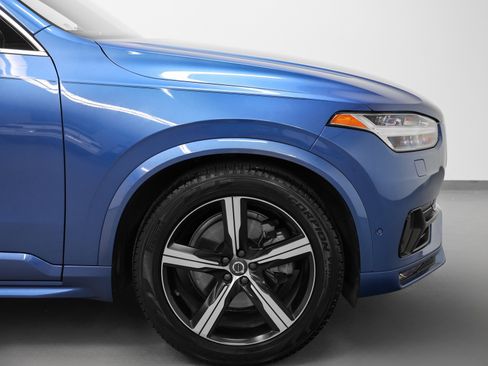 Used 2019 Volvo XC90 T6 R-Design w/ Advanced Package image 14