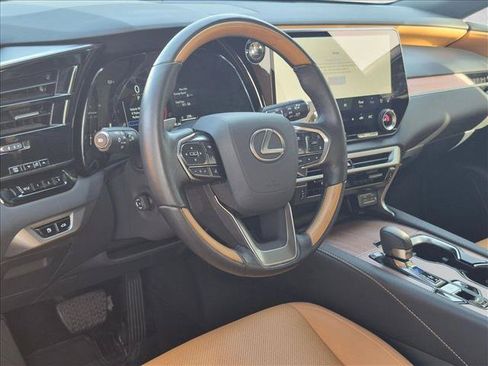 Certified 2025 Lexus RX 350 Premium w/ Accessory Package (Z1) FWD image 9