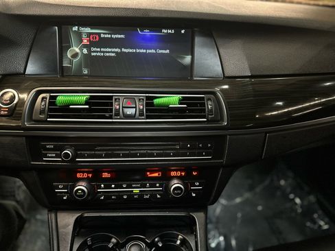 Used 2013 BMW M5 w/ Executive Pkg image 20