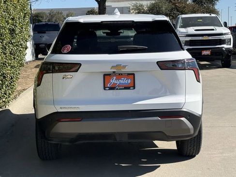 New 2026 Chevrolet Equinox LT image 5