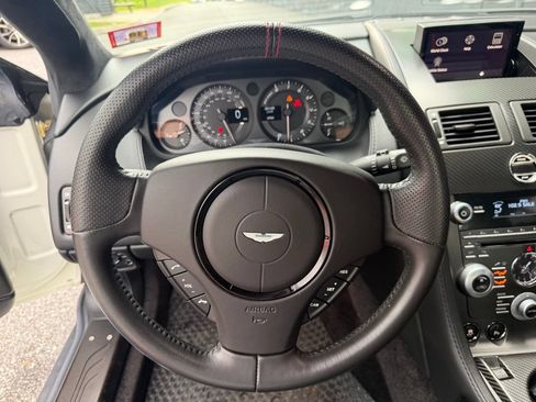 Used 2015 Aston Martin V8 Vantage GT RWD image 25