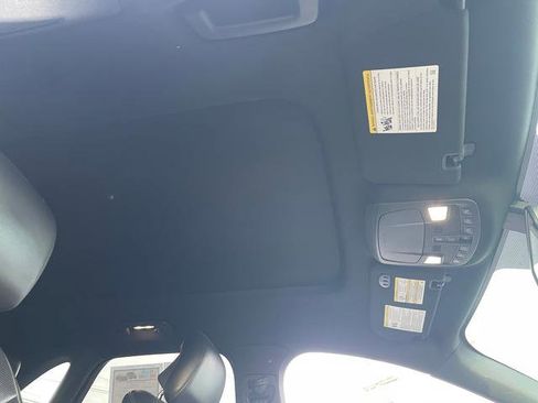 Used 2017 Lincoln MKC Reserve image 15