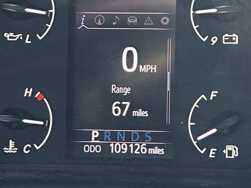 Used 2020 Toyota Sequoia Platinum AWD/4WD image 41