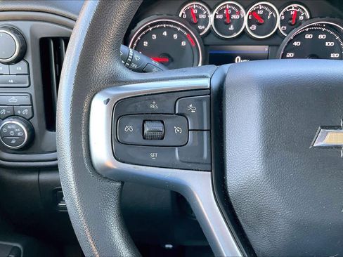 Used 2021 Chevrolet Silverado 2500 Custom w/ Custom Value Package image 23
