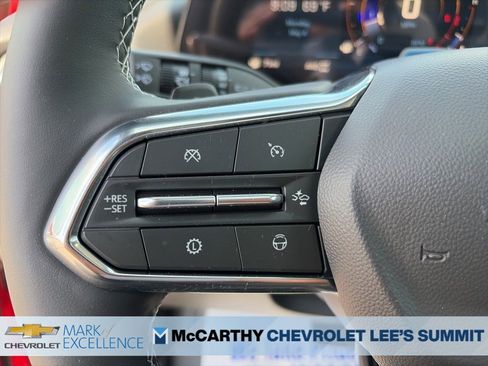 New 2026 Chevrolet Traverse Z71 w/ Enhanced Driving Package AWD/4WD image 9