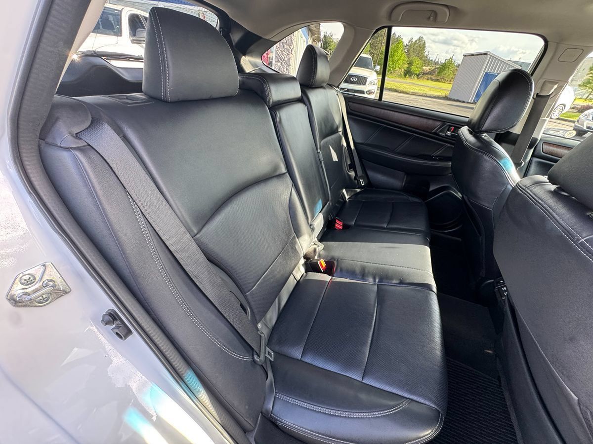 Used 2019 Subaru Outback 3.6R Limited w/ Popular Package #2 AWD/4WD image 27