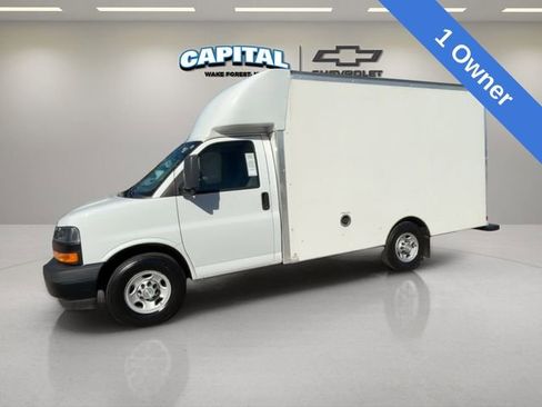 Used 2020 Chevrolet Express 3500 Work Van w/ Power Convenience Package image 2
