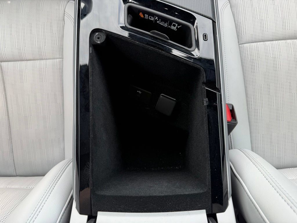 Certified 2024 Cadillac Lyriq Sport AWD/4WD image 27