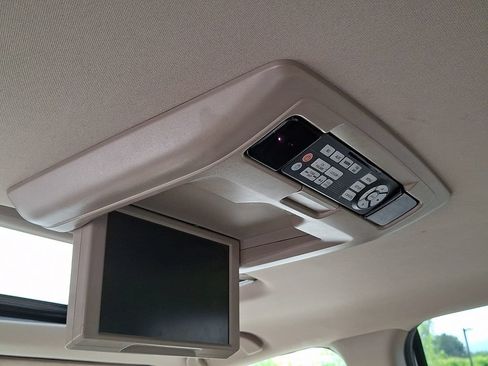 Used 2017 Honda Pilot Touring image 16