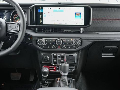 New 2026 Jeep Wrangler Unlimited Rubicon AWD/4WD image 14