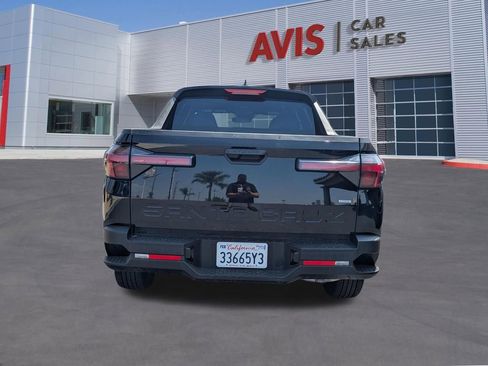 Used 2025 Hyundai Santa Cruz SEL AWD/4WD image 5