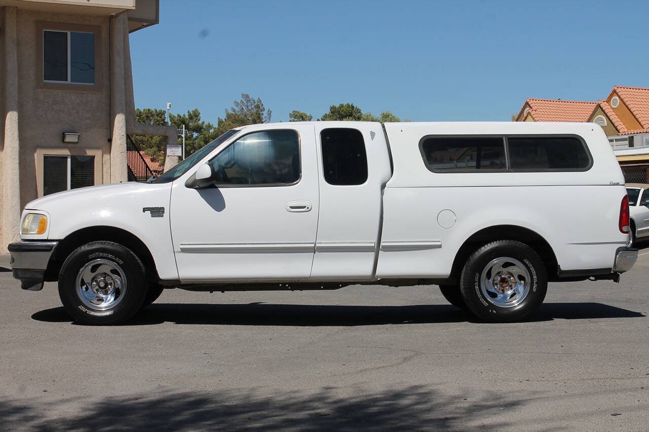 Used 1998 Ford F150 XLT RWD image 4