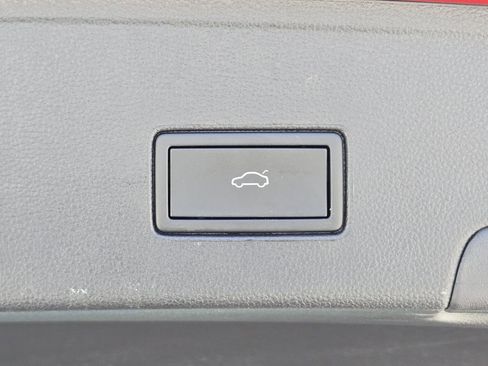 Used 2024 Volkswagen Atlas Cross Sport SE image 14