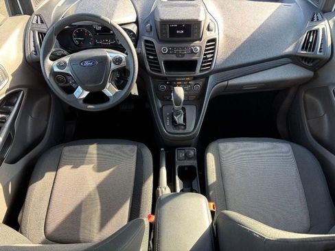 Used 2022 Ford Transit Connect XL image 12