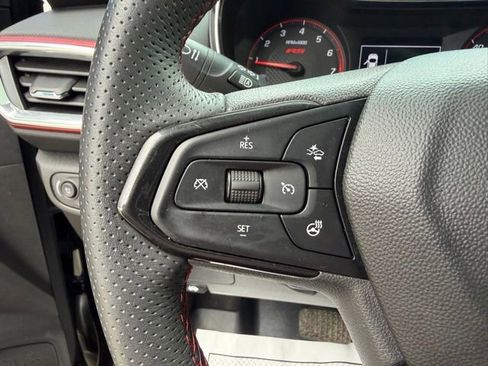 Used 2023 Chevrolet TrailBlazer RS w/ Convenience Package FWD image 19