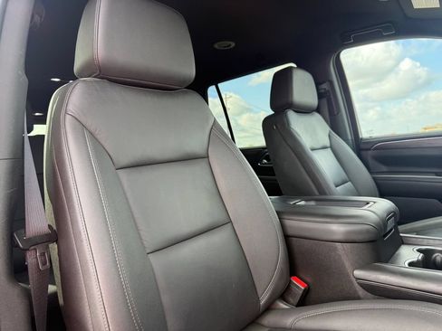 Used 2023 Chevrolet Tahoe LT w/ Luxury Package AWD/4WD image 29
