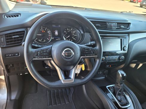 Used 2019 Nissan Rogue Sport S FWD image 12