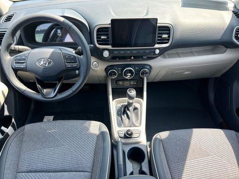 New 2026 Hyundai Venue SEL FWD image 17