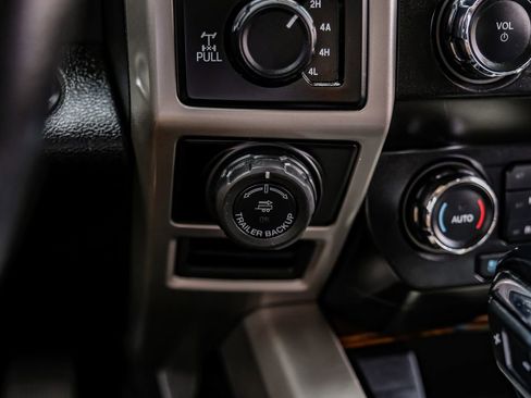 Used 2019 Ford F150 Lariat AWD/4WD image 30
