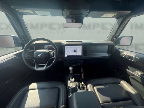 Used 2024 Ford Bronco Badlands AWD/4WD image 7
