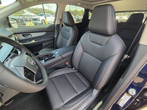 New 2025 Nissan Murano SL image 11