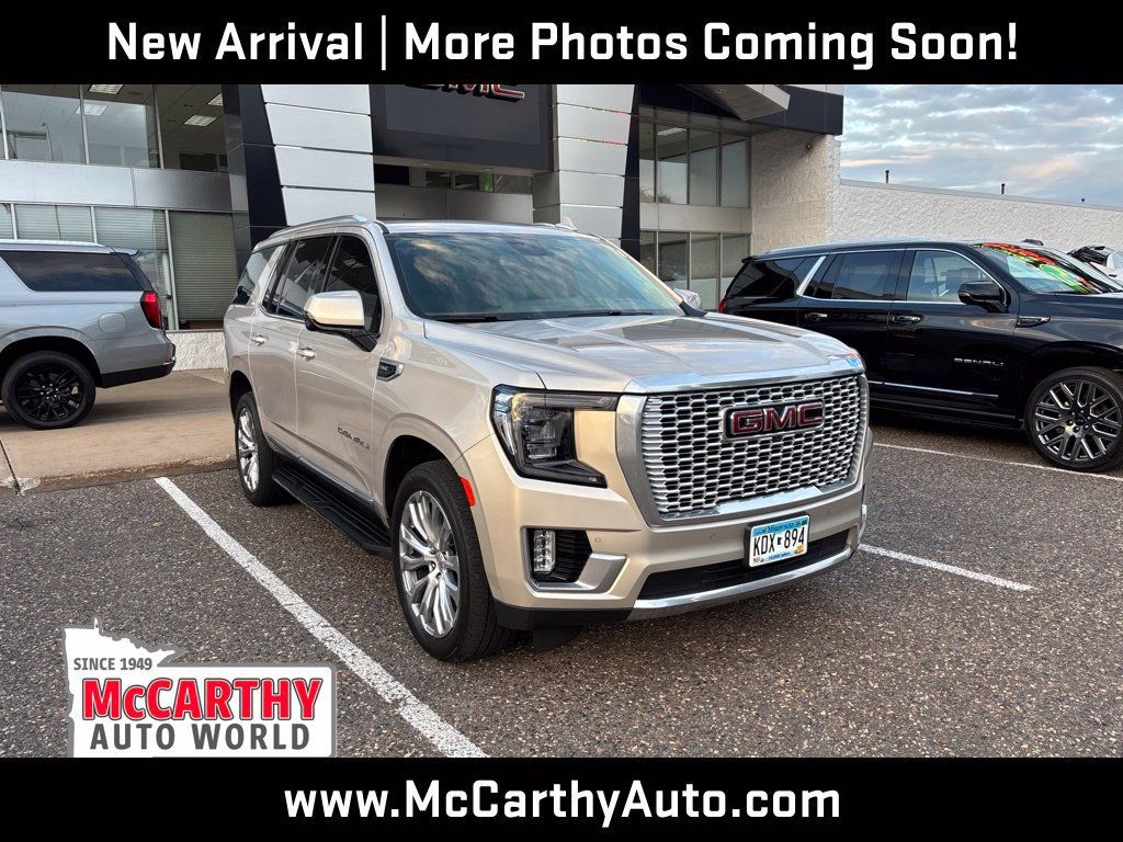 Used 2023 GMC Yukon Denali AWD/4WD image 1