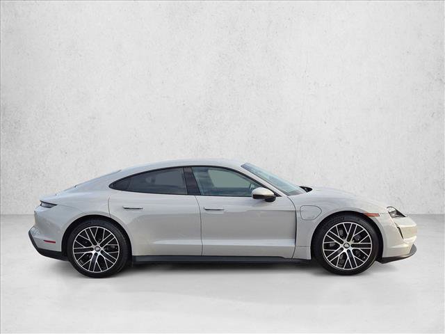 Used 2021 Porsche Taycan RWD image 4