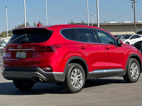 Used 2020 Hyundai Santa Fe SEL image 4
