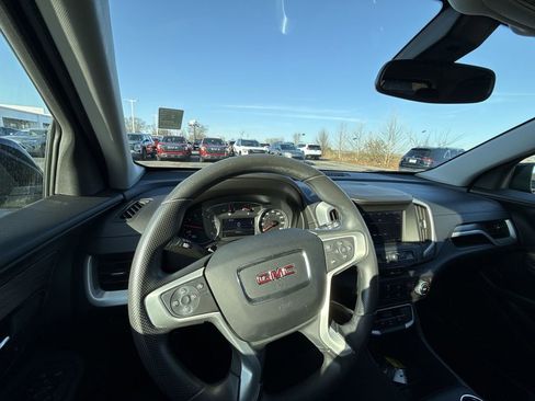 Certified 2022 GMC Terrain SLE image 16