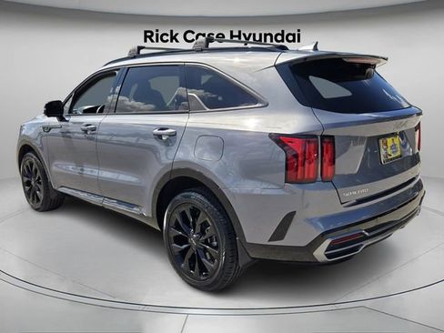 Used 2023 Kia Sorento SX image 7