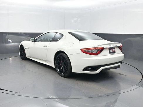 Used 2016 Maserati GranTurismo Sport image 3