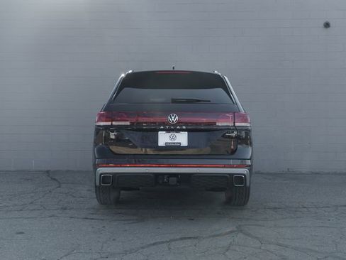 New 2026 Volkswagen Atlas Peak Edition AWD/4WD image 5