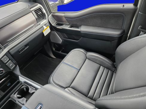Used 2026 Ford F450 Platinum AWD/4WD image 22