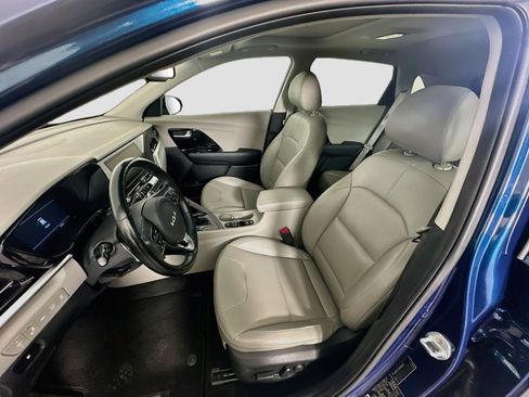Used 2022 Kia Niro EX Premium FWD image 13