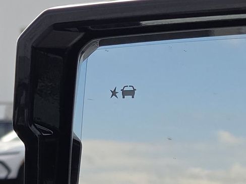 New 2026 GMC Hummer EV SUV image 8