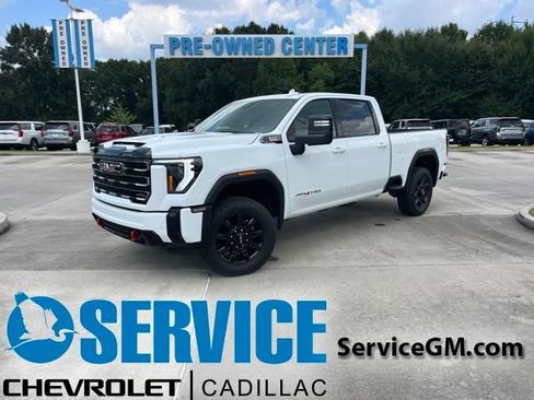 Used 2026 GMC Sierra 2500 AT4 AWD/4WD image 1