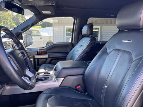 Used 2016 Ford F150 Platinum w/ Equipment Group 701A Luxury AWD/4WD image 22