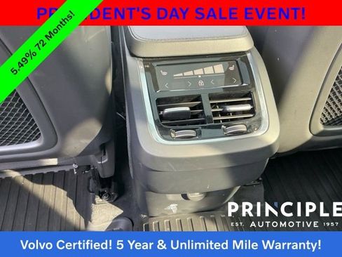 Certified 2023 Volvo XC90 B6 Core w/ Climate Package image 35