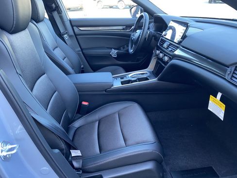Certified 2022 Honda Accord Sport image 32