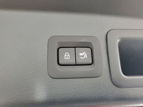 Certified 2025 MAZDA CX-30 AWD 2.5 S w/ Premium Package image 10