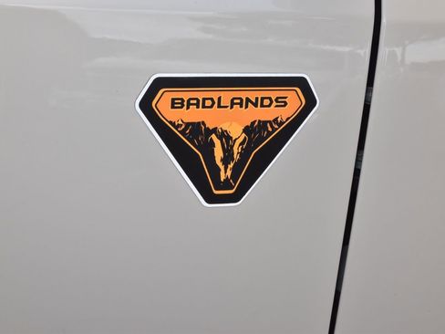 Certified 2025 Ford Bronco Badlands AWD/4WD image 50