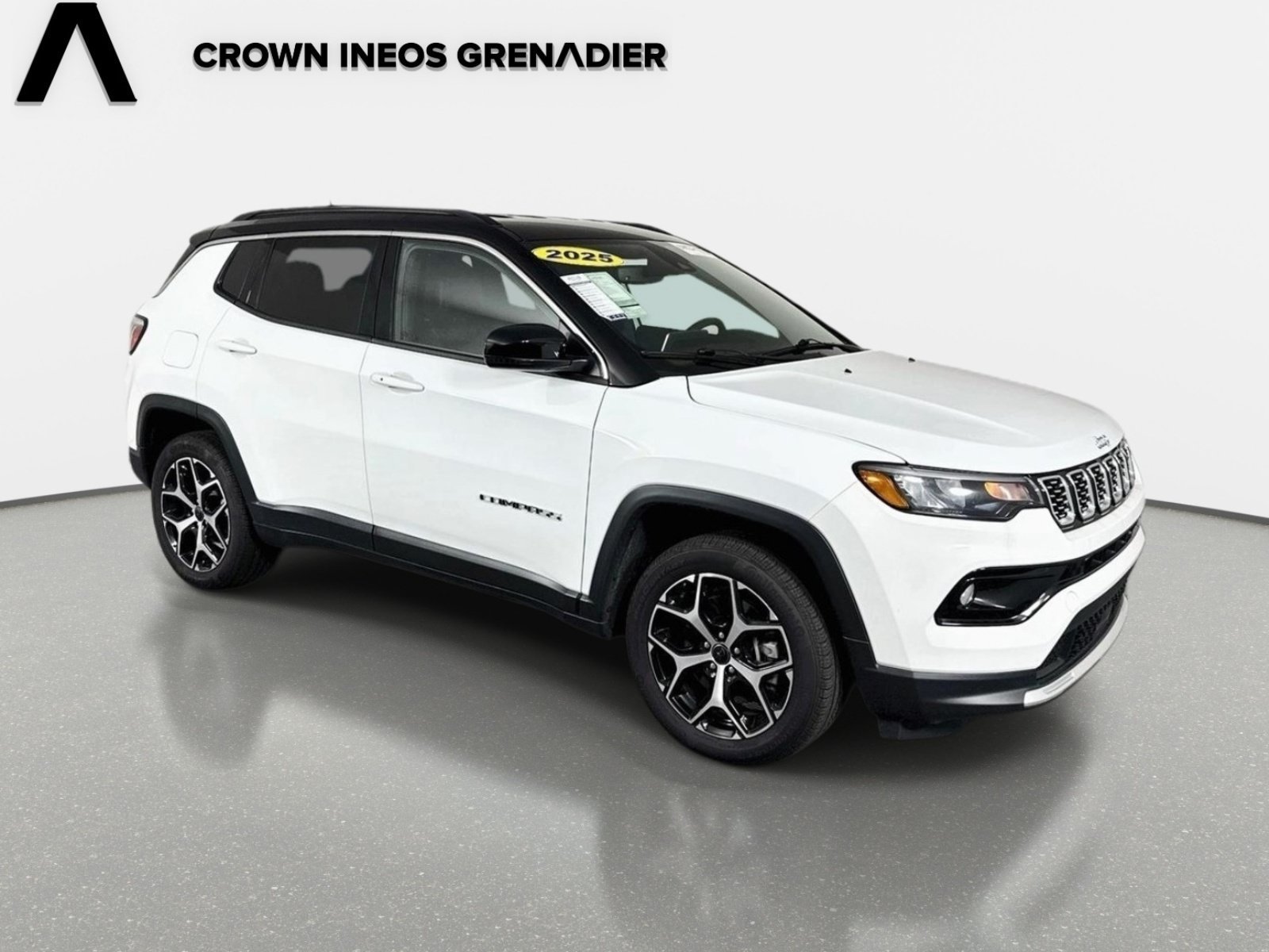 Used 2025 Jeep Compass Limited AWD/4WD image 3