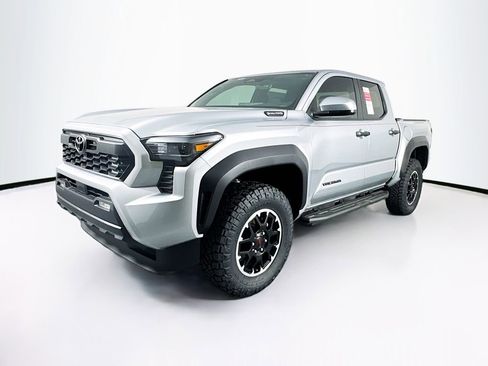 New 2025 Toyota Tacoma TRD Off-Road image 3