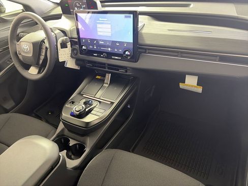 New 2026 Toyota C-HR AWD/4WD image 25