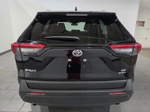 Used 2025 Toyota RAV4 LE image 4
