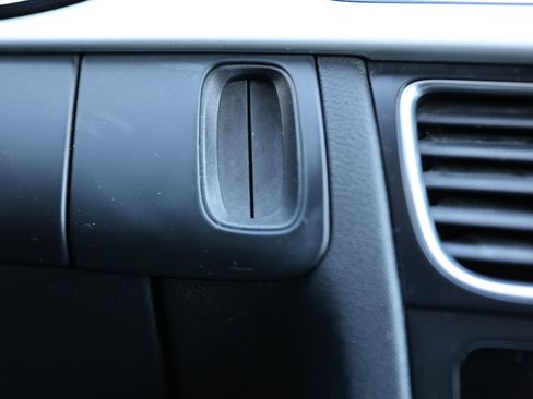 Used 2016 Audi A4 2.0T Premium Plus w/ Technology Package image 31