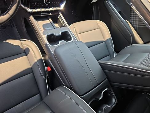 New 2026 GMC Acadia Denali w/ Super Cruise Package AWD/4WD image 25