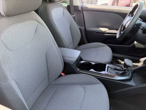 Certified 2025 Kia K4 FWD image 10